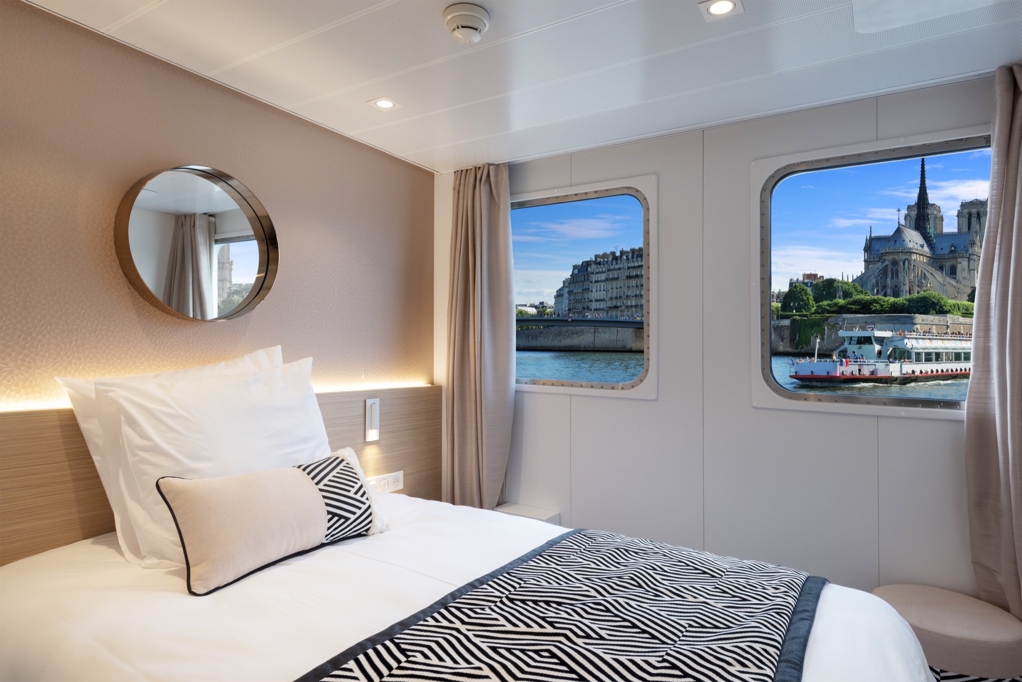 CroisiEurope MS Renoir Single Cabin 3.jpg